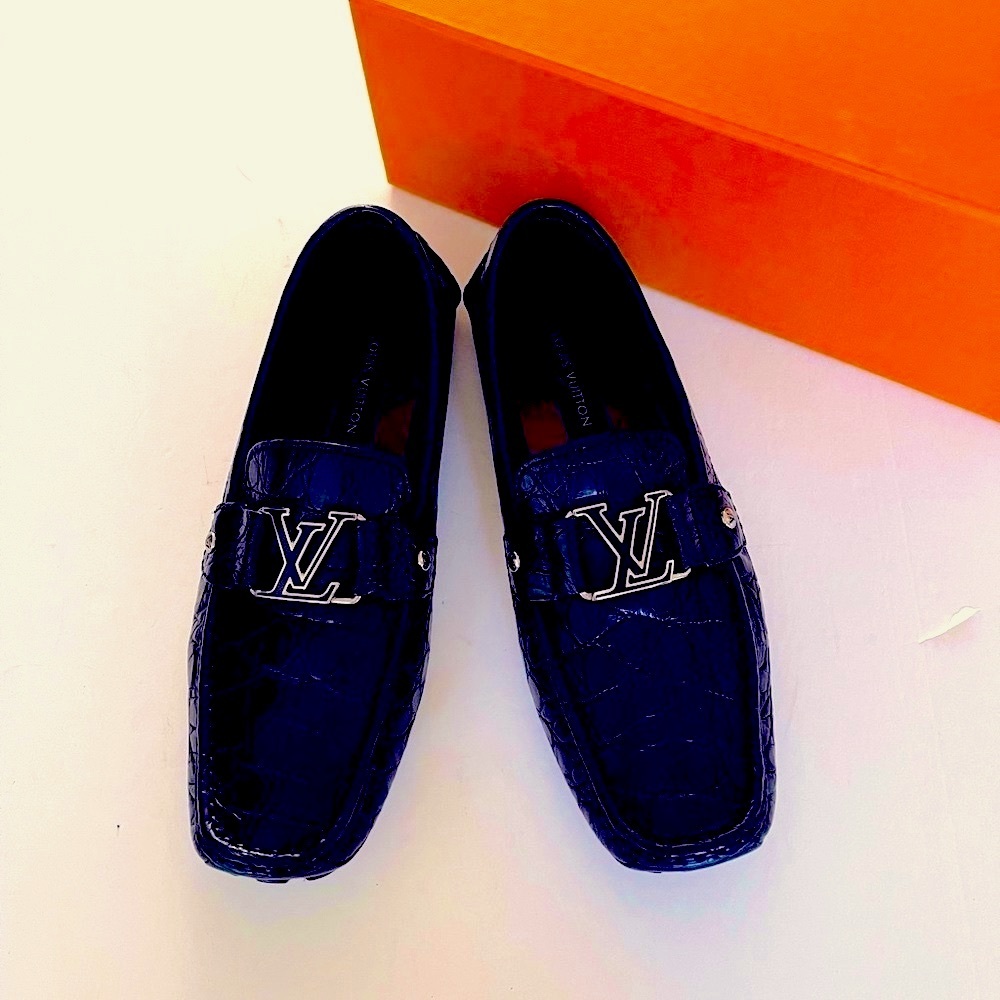 Louis Vuitton Black Crocodile skin leather Loafers